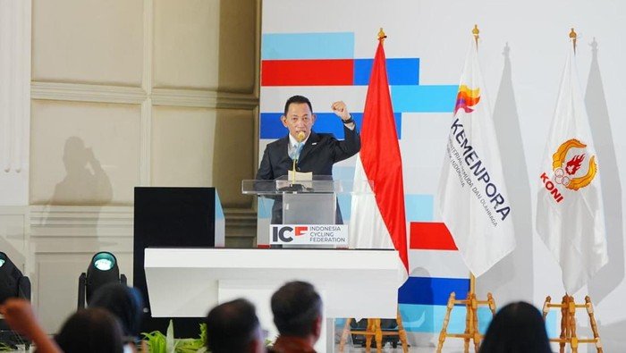 Hadiri Pembukaan Munas ICF ISSI, Kapolri Komitmen Majukan Olahraga Sepeda Nasional - Update 2