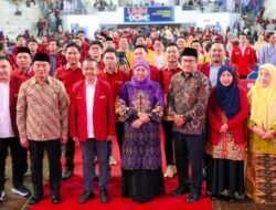 “Di Tanwir IMM, Khofifah: Pemuda Harus Bersatu untuk Masa Depan yang Lebih Baik”