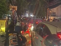 4 Jam di PIM-Mampang: Kisah Pemotor yang Tak Kunjung Mampu Melaju