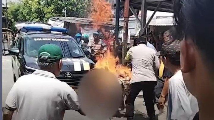 Masyarakat Surabaya Bakar Pencuri Motor: Kebangsaan atau Kebakaran Hukum?
