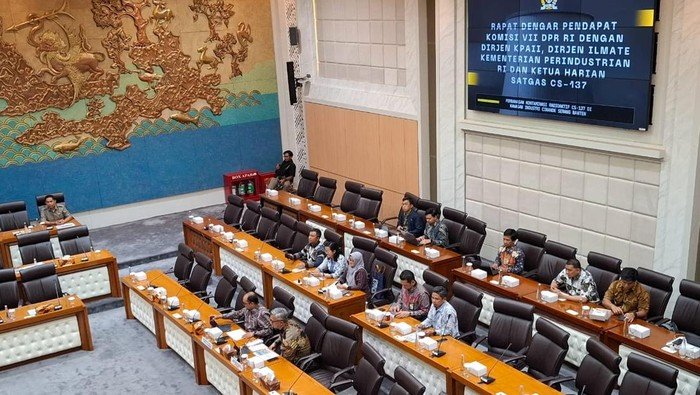 Dari Cikande ke Pasar Global: Kemenperin Terkuak, Radiasi Menyusup dalam Bisnis Baja!