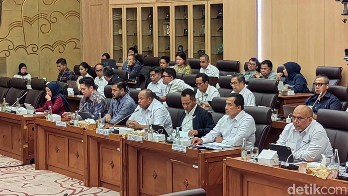 PT Timah Depan-depani Konflik Tambang Ilegal, Minta DPR Bantu