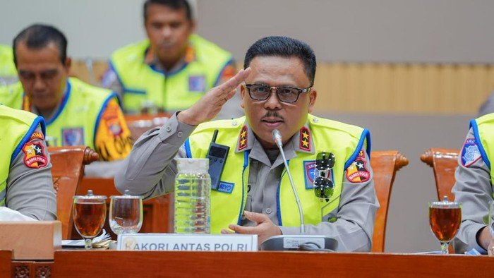 Kakorlantas Paparkan Kesiapan Pengamanan Nataru, Perkuat Koordinasi-Sinergi - Update 2