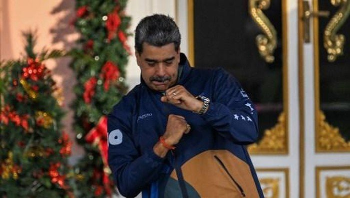 Aksi Maduro Joget Ala Trump, Gugat Politik Perang yang Membahayakan Dunia