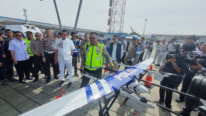 Operasi Lilin 2025 Siap? Kakorlantas Tinjau Posko dengan Drone-Mobil Canggih