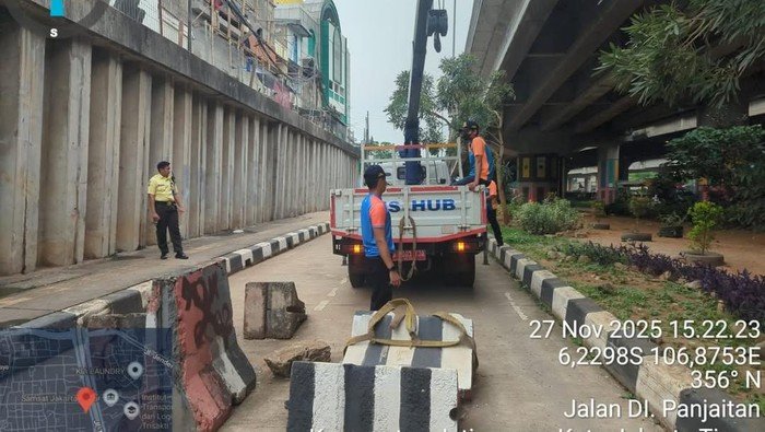 Jaktim Heboh, Jalan Ditutup untuk Parkir Akhirnya Terbuka Kembali