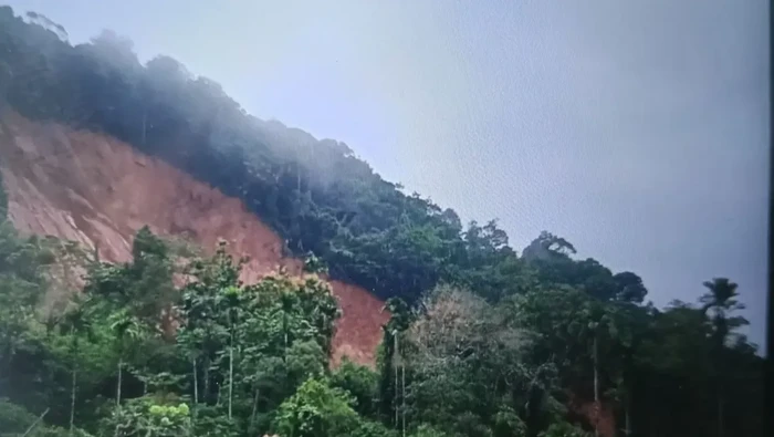 7 Orang Tertimbun Longsor di Pasaman Barat Sumbar, 1 Selamat - Update 2