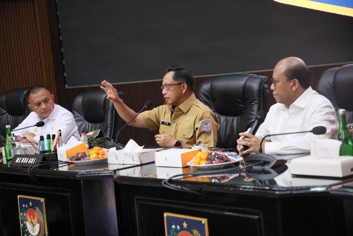 Mendagri Tito Karnavian Ungkap Proses Penyaluran Bantuan Pangan bagi Daerah Bencana