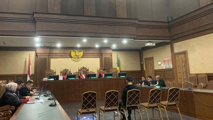 Kasus Suap Vonis Lepas Migor, Eks Panitera PN Jakut Divonis 11,5 Tahun Bui - Update 1