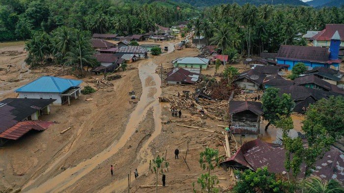 **Banjir di Sumatera: Perusahaan-perusahaan Ini Diduga Sebabkan Bencana**