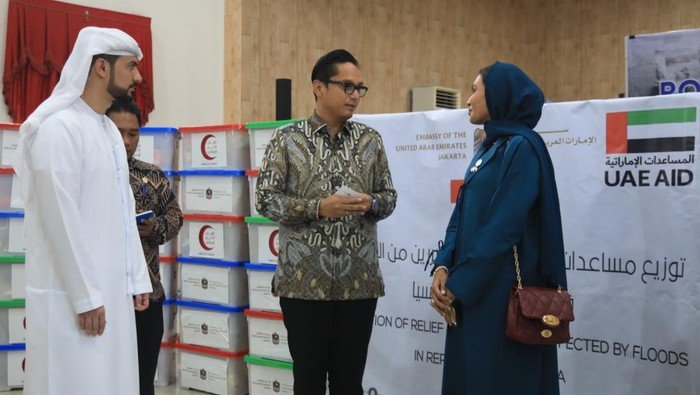 **30 Ton Beras Dikembalikan, Pemkot Medan Soroti Kebijakan Bantuan UEA untuk Korban Banjir**