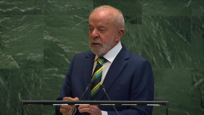 RUU Pangkas Hukuman Bolsonaro Dityetujui Senat Brasil, Lula Siap Veto: Sebuah Tantangan bagi Demokrasi