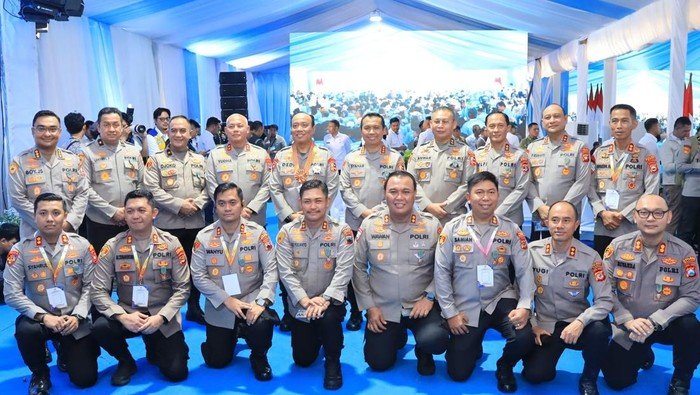 Swasembada Pangan Terwujud, Wakapolri dan Kabareskrim Terima Penghargaan dari Prabowo