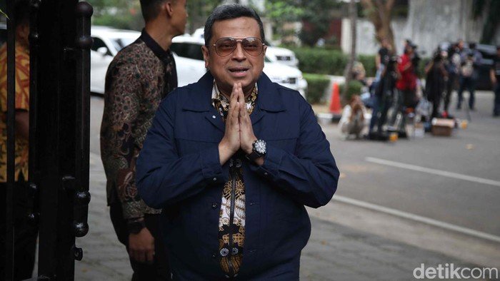 Haikal Hassan: Prabowo Subianto Kembali Membagikan Ayat Al-Qur'an di Hambalang
