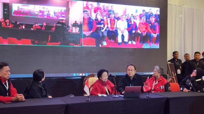 Megawati Pantau Bantuan Sumatera, Ungkit Wapres yang Membangkitkan Harapan