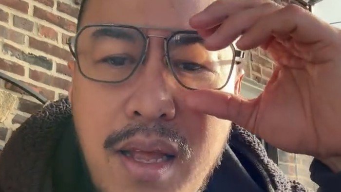 Bareskrim Nyadap Candaan Pandji Pragiwaksono: Apakah Lelucon Melebihi Batas?