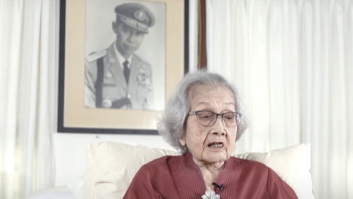 [Eyang Meri dan Hoegeng: Kisah Tak Terlupakan dari Kebangkitan Nusantara]