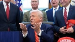 Ditanya Tentang Jeffrey Epstein, Trump Melempar Kritik Pada Media