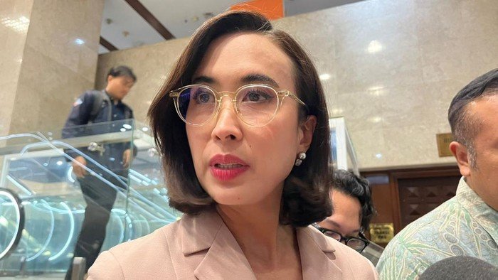 Anggota DPR Nilai Kinerja Kemenpar 50, Menpar Jelas Jawaban!