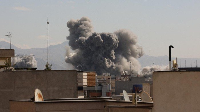 Konflik Iran vs AS-Israel Meluas, Golkar Dorong Penyelamatan Migran Indonesia!