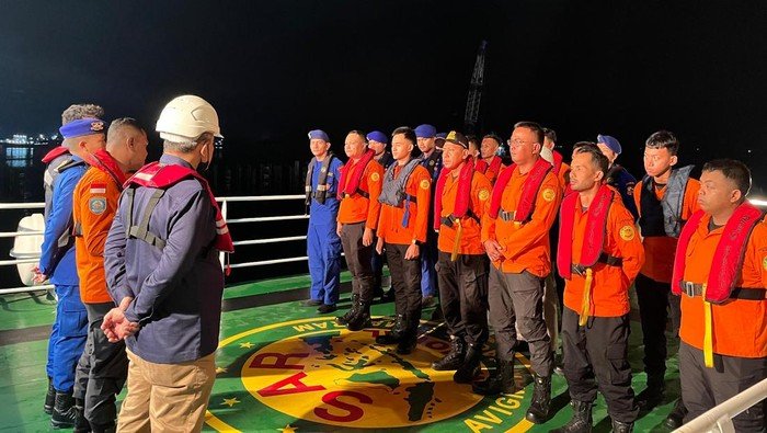 Evakuasi Darurat Kapten Kapal Tanker Rusia di Laut Merak