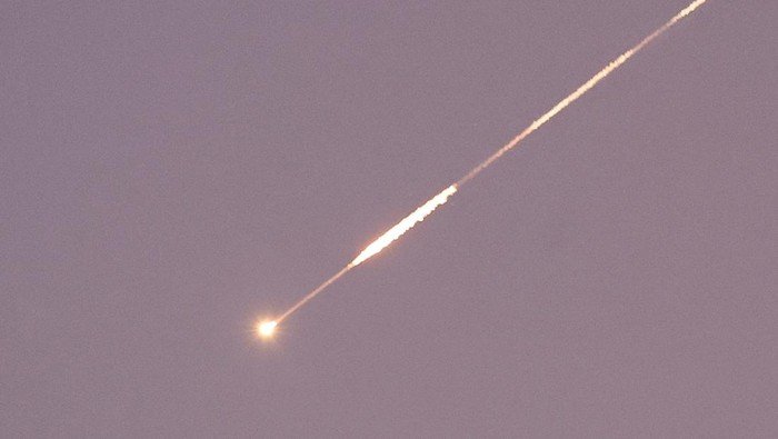 Dari Gempuran Iran, Warga Israel Diminta Ungsi: Apa yang Berlangsung Di Balik?