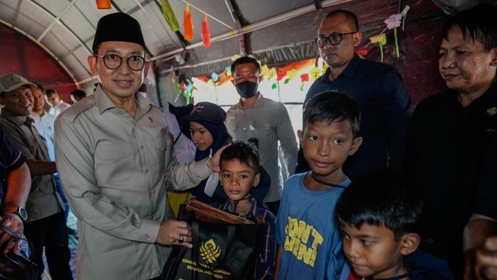 Menbud Salurkan Bantuan untuk Warga di Sekitar Situs Budaya Banuaraja, Menjaga Warisan Lewat Kemanusiaan