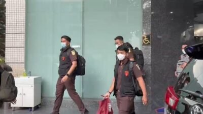 Kejagung Sita Bukti Elektronik Usai Geledah Komisioner Ombudsman Yeka Hendra: Tanda Baru Perang melawan Korupsi?