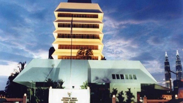 Tragedi Dari Langit: WNI Terjun ke Danau di Malaysia, Staf KBRI Coba Selamatkan