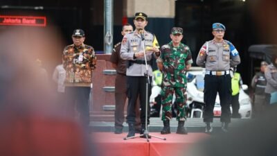 1.300 Personel Polres Jakbar Siag Bendera, Operasi Ketupat Jaga Keamanan Mudik
