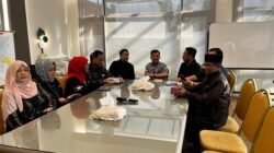 “JK Bertemu Sejumlah Komunikolog di Rumah Sore Ini, Bahas Apa? Ini Jawabannya!”