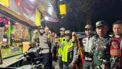 Patroli Ramadan di Puncak Bogor, Polisi Sita Puluhan Botol Miras dalam Operasi Anti-Subtil!