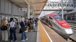 301 Ribu Penumpang Whoosh: Buktikan Daya Tarik Transportasi Modern!