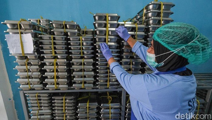 Pegawai SPPG Minta Maaf Setelah Posting Status WA Kontroversial 'Rakyat Jelata Kurang Bersyukur'