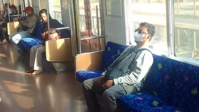 Momen Langka 'Green Line' Sekosong Ini, Bisa Pilih Duduk di KRL - Update 2