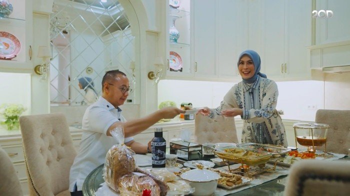 Sehari Bersama Eddy Soeparno di Bulan Ramadan: dari Sahur hingga Kampus - Update 1