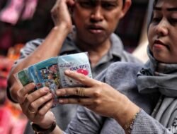 “Rahasia Dibalik ‘Salam Tempel’: Kebiasaan yg Mempengaruhi Bisnis saat Ini?”