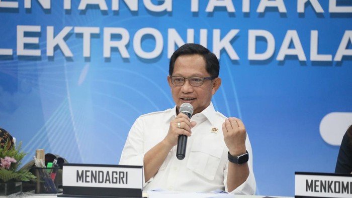 Menteri Prabowo dan Mendagri Setuju WFH 1 Hari Tiap Pekan, Bisakah Ini Menjadi Solusi Krisis Produktivitas?